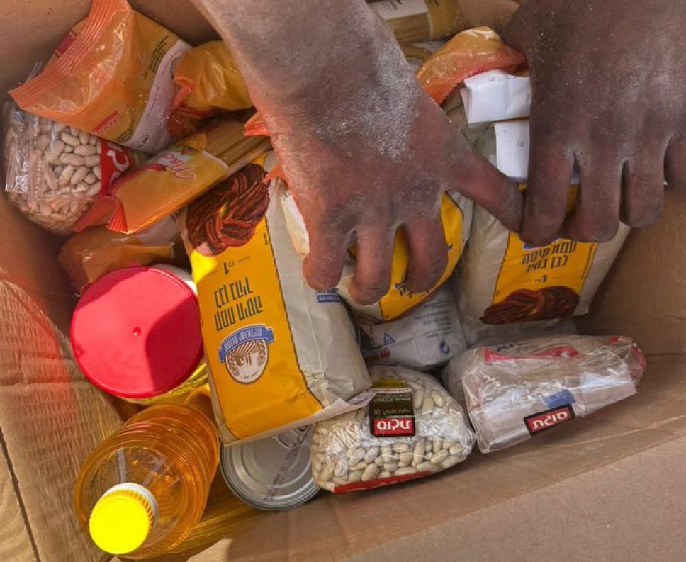 Niqab Nancy 🍉🍗 tweet media