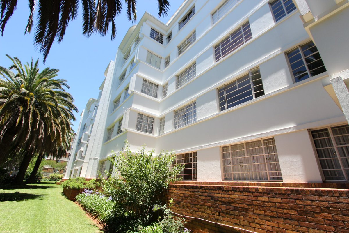 neneprop's tweet image. New property on the market: Daventry Court, Comfortable facing North #forsale #killarney #tobuy neneprop.co.za/properties/dav…