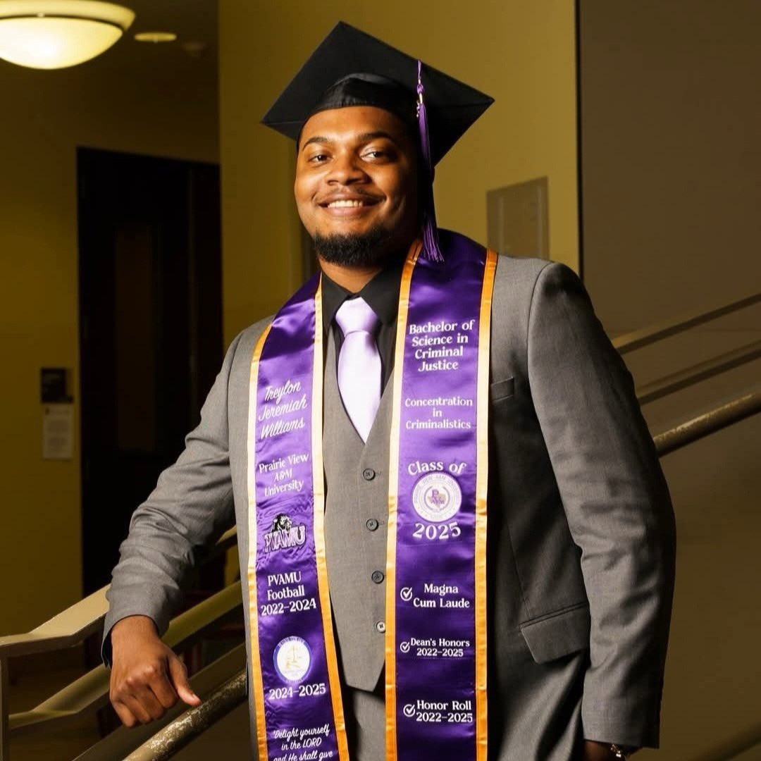 SchertzCiboloUC ISD (@scucisd) on Twitter photo Congrats to Treylon Jeremiah Williams, Class of 2022 alum from <a href="/SamuelClemensHS/">Clemens High School</a>. He received his Bachelor of Science degree in Criminal Justice from Prairie View A&M on May 17. He graduated with Magna Cum Laude honors, making the Dean’s List and Honor Roll all four years. Congrats to Treylon Jeremiah Williams, Class of 2022 alum from <a href="/SamuelClemensHS/">Clemens High School</a>. He received his Bachelor of Science degree in Criminal Justice from Prairie View A&M on May 17. He graduated with Magna Cum Laude honors, making the Dean’s List and Honor Roll all four years.