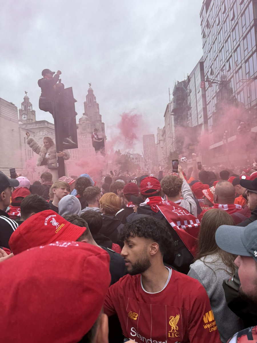 LFC_DT's tweet photo. https://t.co/CEgkj6biia