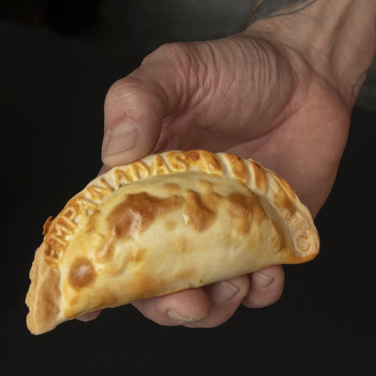 Not only are they gorgeous, they are so delicious and satisfying! @empanadasmasa

#beavertonfarmersmarket