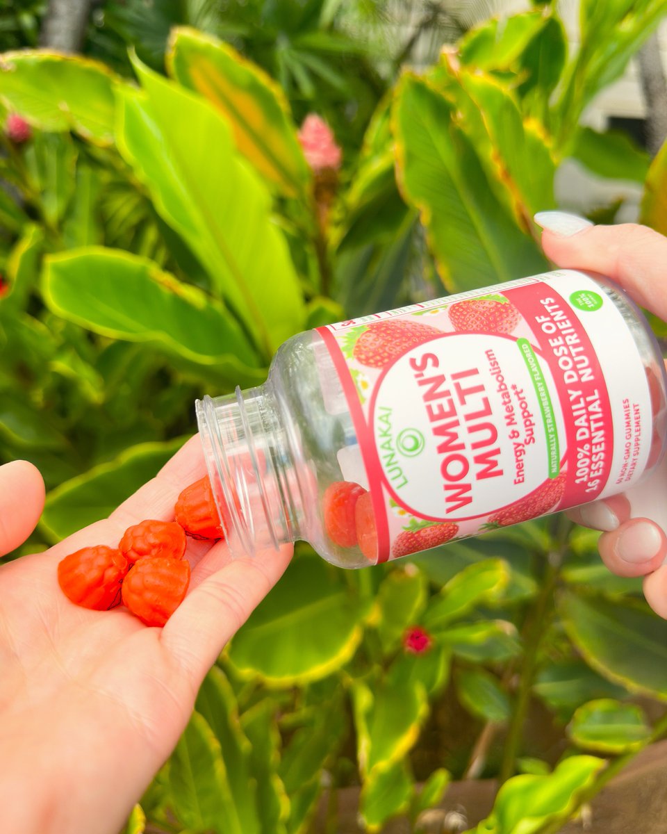 BubblyMoments's tweet image. 💖 Boost your beauty &amp;amp; wellness with Lunakai Women’s Multivitamin + Collagen Gummies — clean, effective &amp;amp; made in the USA! 🍓💪

🛍️ Shop here: amzlink.to/az0798ryeSJrA

#LunakaiGummies #WomenWellness #DailyVitamins #GlowBoost #CleanSupplements