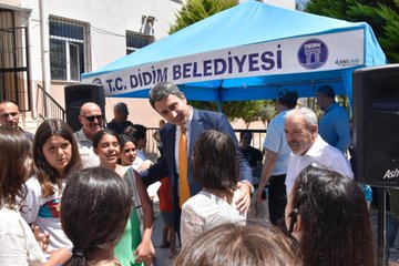 Kaymakam ve Milli Eğitim Müdürü Kermes Etkinliğinde