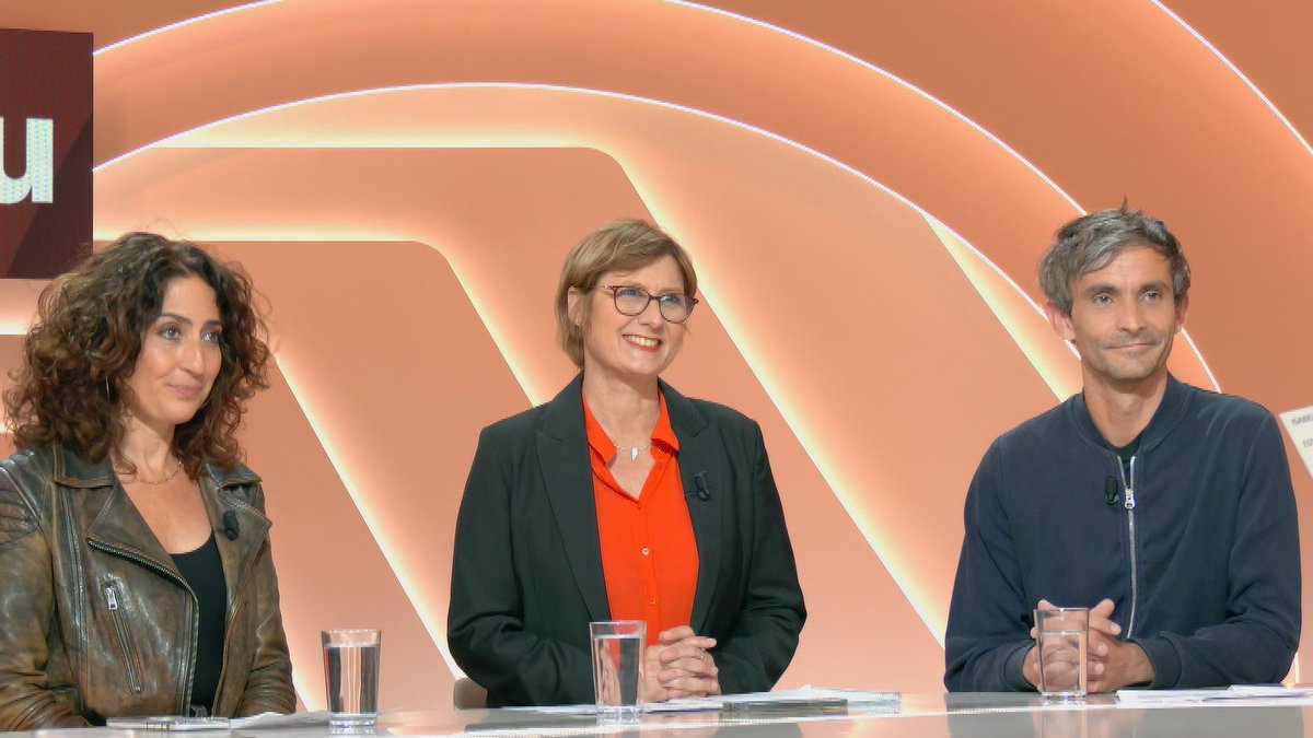 28 minutes (@28minutes) on Twitter photo 🏛️Trop de commissions d'enquêtes ? / 💰Des efforts pour la Sécu
On en débat avec :
➡ <a href="/isabellesaporta/">Isabelle Saporta</a>, essayiste et éditorialiste
➡ <a href="/pjacquemain/">Pierre Jacquemain</a>, rédacteur en chef <a href="/Politis_fr/">Politis</a>
➡ <a href="/GeWoessner/">Géraldine Woessner</a>, rédactrice en chef <a href="/LePoint/">Le Point</a>
📺 tinyurl.com/28min270525 🏛️Trop de commissions d'enquêtes ? / 💰Des efforts pour la Sécu
On en débat avec :
➡ <a href="/isabellesaporta/">Isabelle Saporta</a>, essayiste et éditorialiste
➡ <a href="/pjacquemain/">Pierre Jacquemain</a>, rédacteur en chef <a href="/Politis_fr/">Politis</a>
➡ <a href="/GeWoessner/">Géraldine Woessner</a>, rédactrice en chef <a href="/LePoint/">Le Point</a>
📺 tinyurl.com/28min270525