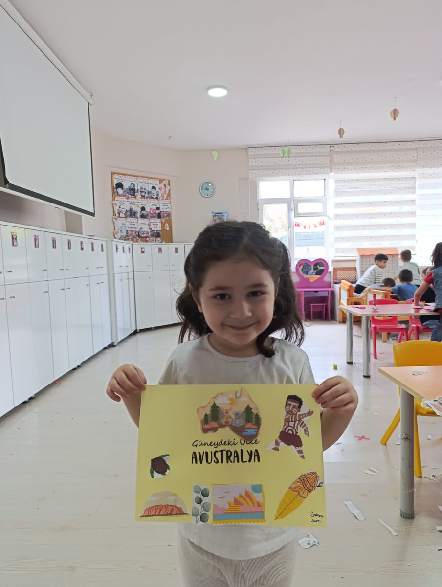 OsmaneliAO's tweet photo. #BilenProgramı
Farklı ülkeler ile ilgili etkinlikler yaparak öğrencilerimizin farklı bakış açılarına sahip olmalarını sağlıyoruz.
@sefikaygol 
@srdl_simsek 
@bilecikvaliligi 
@bilecikmem 
@TahsinYazir 
@osmanelimem 
@OsmaneliKaymaka https://t.co/Tv53vA7wTy