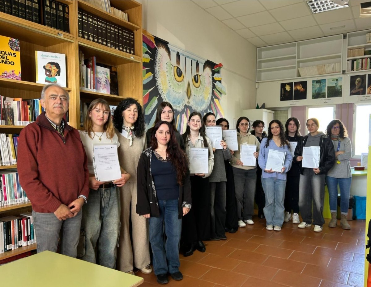 lunalmarza's tweet photo. Fin del proyecto #ErasmusPlus SCH 2023-25 @IESMonteCastelo #Pripo #Praha10 Enriqueciendo vidas abriendo mentes @sepiegob https://t.co/pFpTZsEPaU
