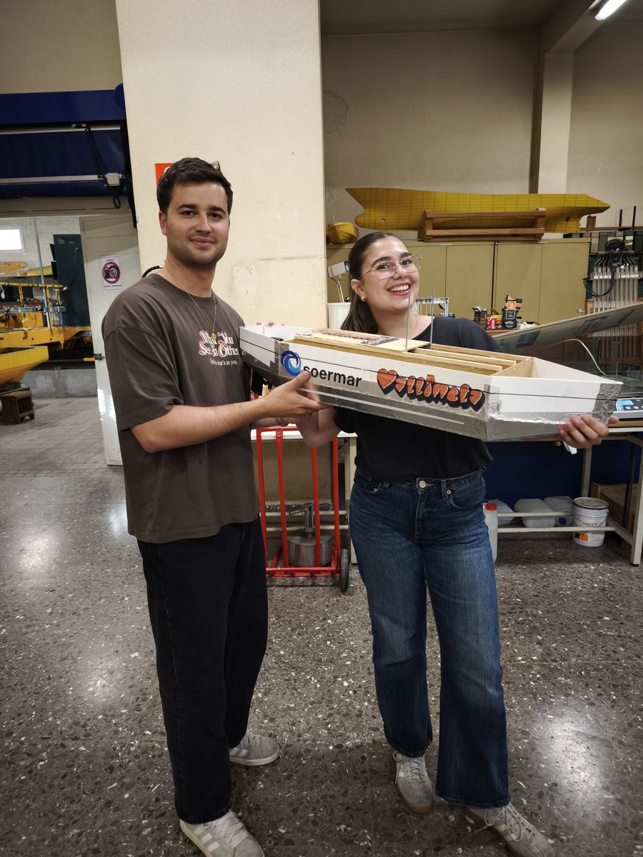 <a href="/cehinav/">cehinav upm</a> <a href="/La_UPM/">Universidad Politécnica de Madrid</a> En la carrera loca ha ganado el grupo 4 con el barco "Vallineta", pilotado por Jorge Suárez y su equipo
Jesús Ropero, Roberto Hernández, Miguel Pareja, Andrea Vallejo
y el capitán que da nombre al barco:
Álbaro Vallina

#etsinavales #somosupm #Ingenaval #cehinav #carreraloca