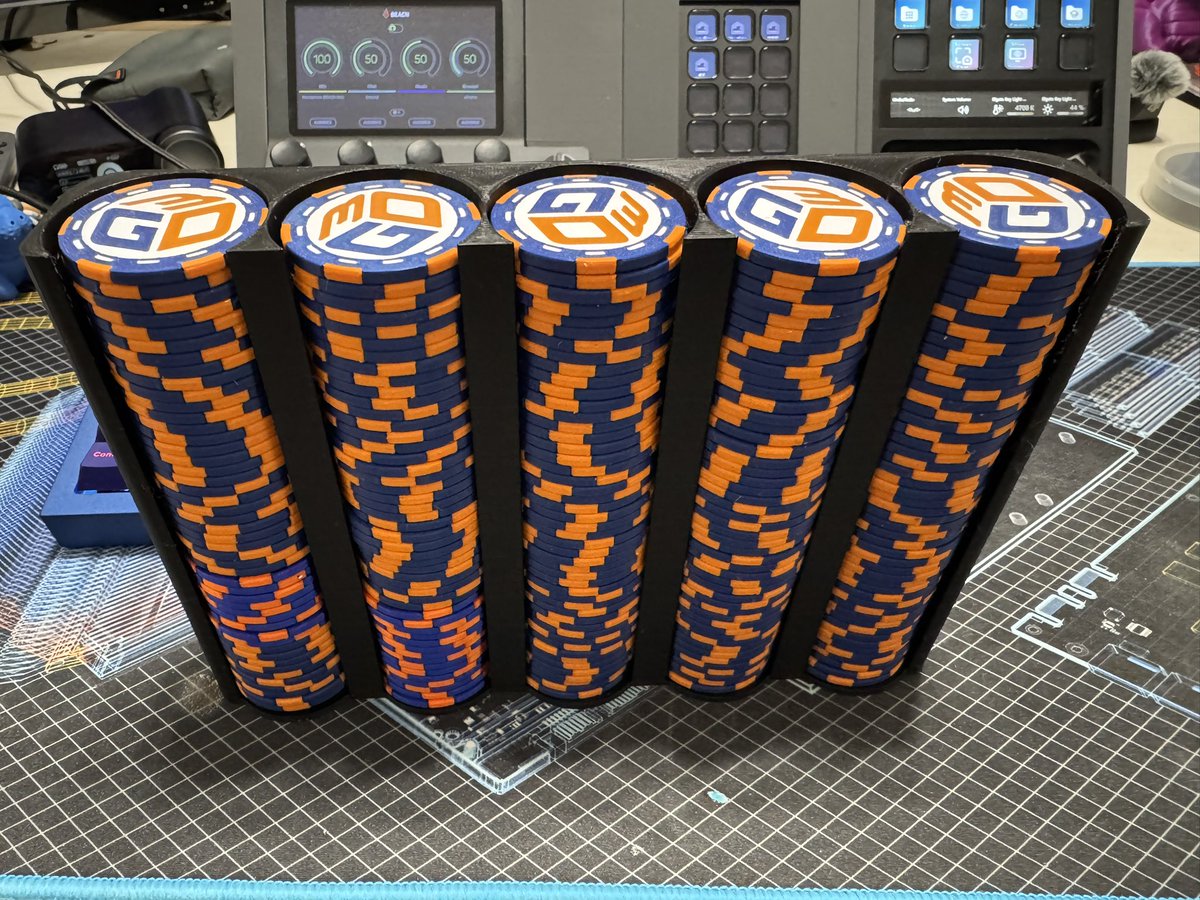 250 down and 250 to go! Getting ready for MRRF with my #makerchip . Printed with <a href="/Polymaker_3D/">Polymaker</a> filament. I hope to bring a ton more home with me!