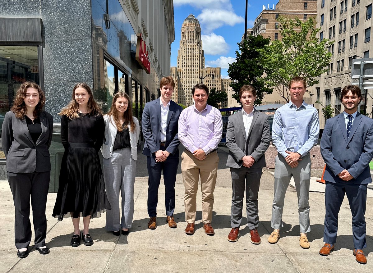 FreedMaxick's tweet image. A very big welcome to our first group of MAX Interns! 
📝 Onboarding
🏢 Tour of Seneca One
🤝 Introductions &amp;amp; exploring our Firm 
🌟 Fueled by coffee, the guidance of Nick Dentice, a bright future ahead and sushi

#MAXinterns #FreetoGrow #FreedMaxick #Top100Firm #Internship
