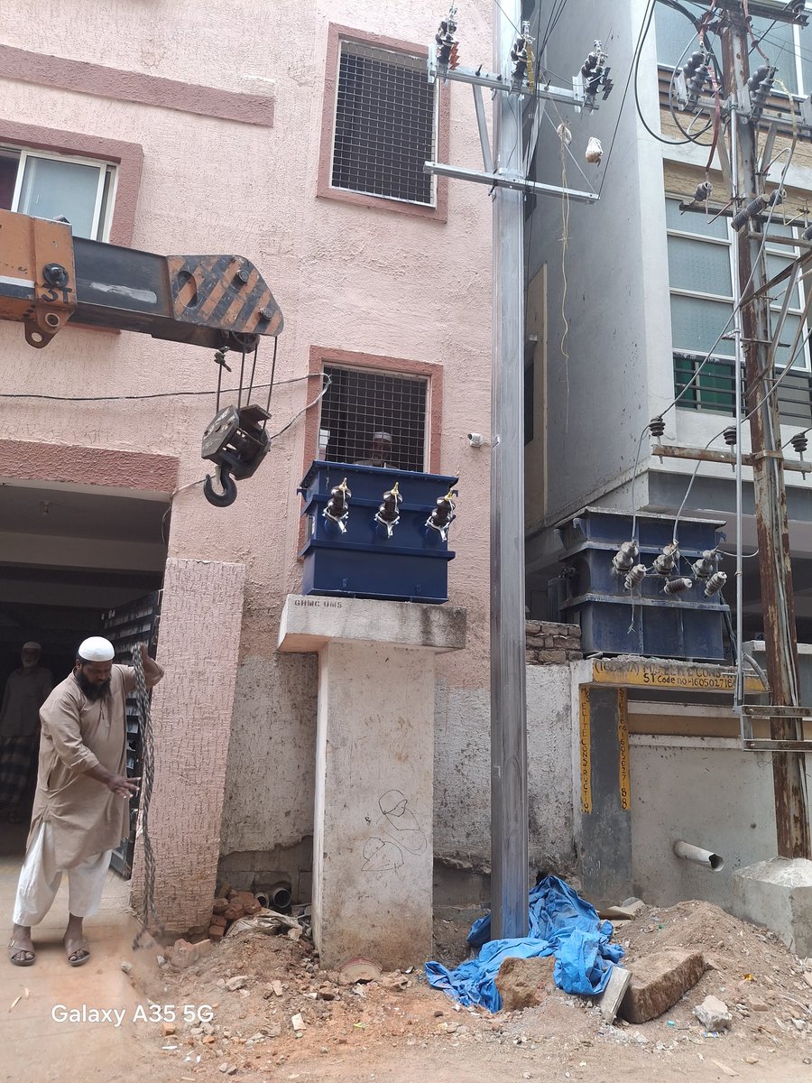 iMuhammadHusayn's tweet photo. Please dismantle the platform built on government land (Road) for the erecting electrical transformer.  Location: Sultan Residency 3-5-785/13, Khanazad colony, Sharegate, Kingkoti, Hyderabad @GHMCOnline @CommissionrGHMC @TelanganaCMO @tsspdcl @Comm_HYDRAA https://t.co/6KXAXOxcCC