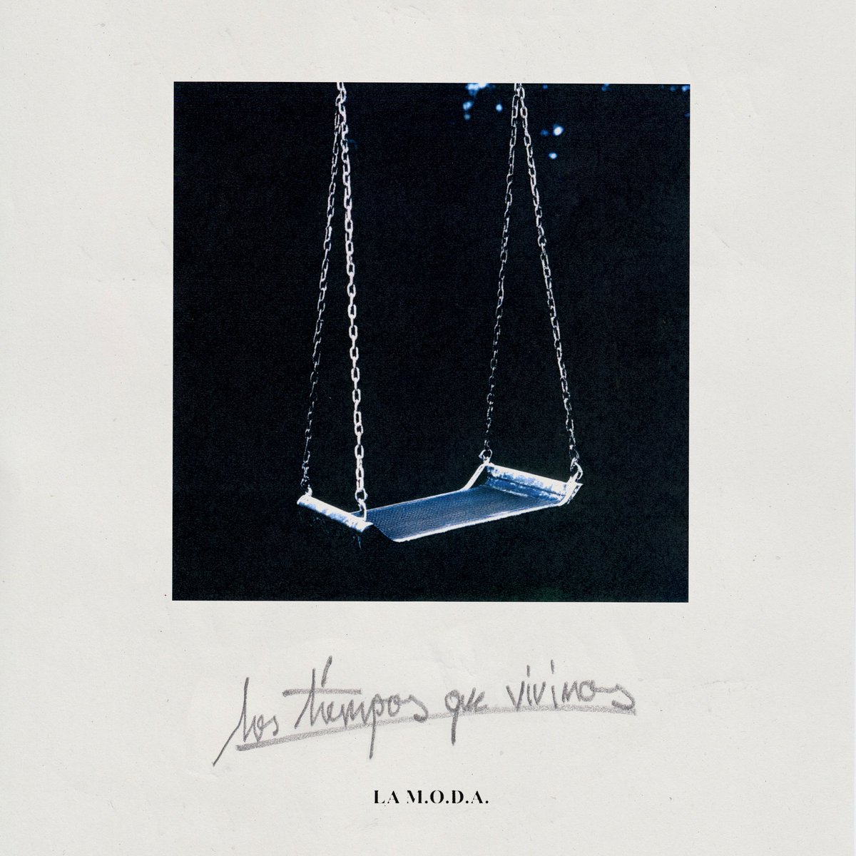 ‘Los tiempos que vivimos’ es el primer single de nuestro nuevo disco 

disponible el 6 de junio en todos lados