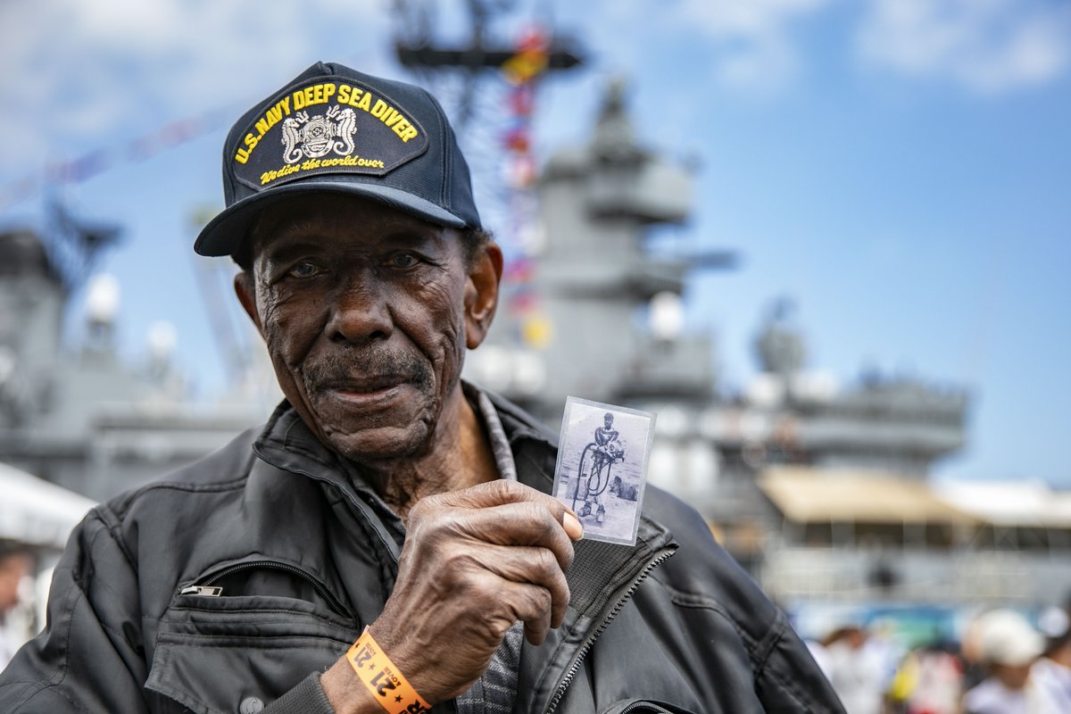 USNavy's tweet photo. That's a wrap on an amazing #LAFleetWeek!! Can't wait to catch the next season! ๐ฌ๐โ
#USNavy #AmericasNavy250 https://t.co/hmcXQi8lN6
