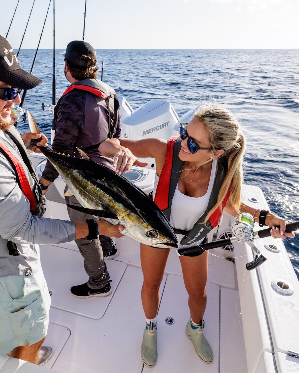 Have you ever fished on the ocean?

350-400hp Verado Outboards: mercury-marine.visitlink.me/Kb5SuG

#MoreMercury