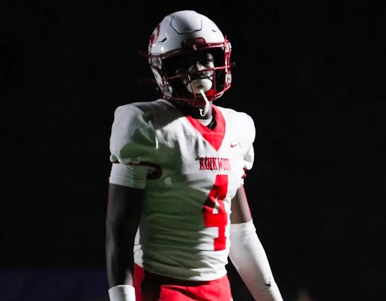 Kenny Van Doren (@thevandalorian) on Twitter photo Jacob Eberhart grew into a Rivals250 prospect through his junior season at Kirkwood (Mo.) High.
<a href="/Jerrystan08/">Jerry Stanfield</a> dove into how the defensive back bought into his offseason workouts to prepare him for a statement junior season: missouri.rivals.com/news/st-louis-… Jacob Eberhart grew into a Rivals250 prospect through his junior season at Kirkwood (Mo.) High.
<a href="/Jerrystan08/">Jerry Stanfield</a> dove into how the defensive back bought into his offseason workouts to prepare him for a statement junior season: missouri.rivals.com/news/st-louis-…