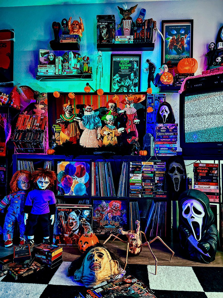 happy anniversary killer klowns✨