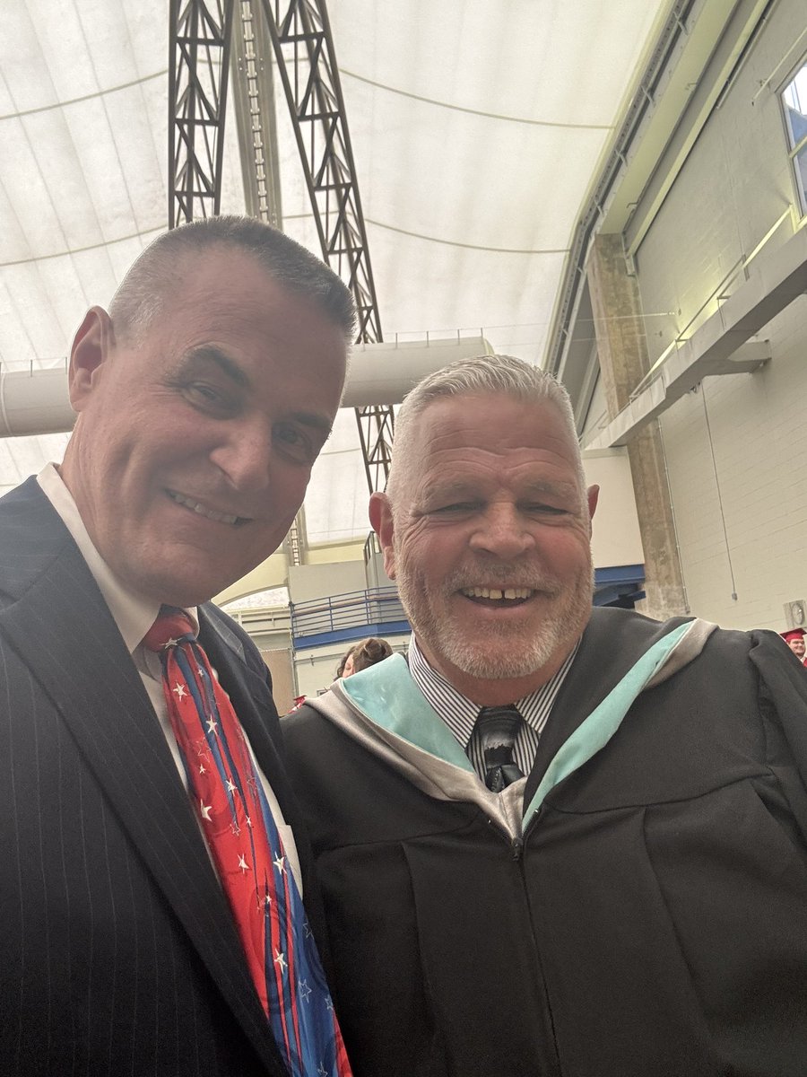 Brad W. Young tweet media