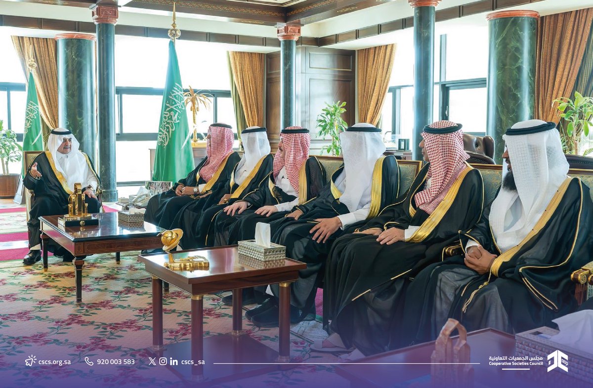 cscs_sa's tweet photo. صاحب السمو الملكي الأمير فهد بن سلطان بن عبدالعزيز أمير منطقة #تبوك، يستقبل نائب رئيس وأعضاء #مجلس_الجمعيات_التعاونية. 

حيث استمع سموه لشرح عن رؤية المجلس نحو القطاع التعاوني والتنموي والاقتصادي بالمملكة، وعن  تجربة الاقتصاد التشاركي التعاوني. 

منوهاً بما يلقاه قطاع الجمعيات التعاونية بالمملكة من دعم واهتمام من لدن القيادة الرشيدة -حفظها الله-، لتحقيق تنمية مستدامة وفق مستهدفات #رؤية_السعودية_2030.