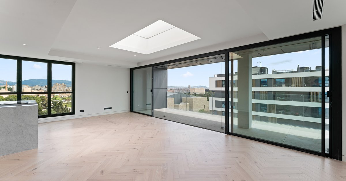 OceanSevenRE's tweet photo. Penthouse Perfection at XO Residences
.
📐 134 m² | 🛏️ 3 | 🛁 3 | 💶 €3,360,000
–––
ʟɪɴᴋ ɪɴ ʙɪᴏ | Ref. 1004_6H
https://t.co/zAee4cNaO8 https://t.co/JGQSdjZgCH