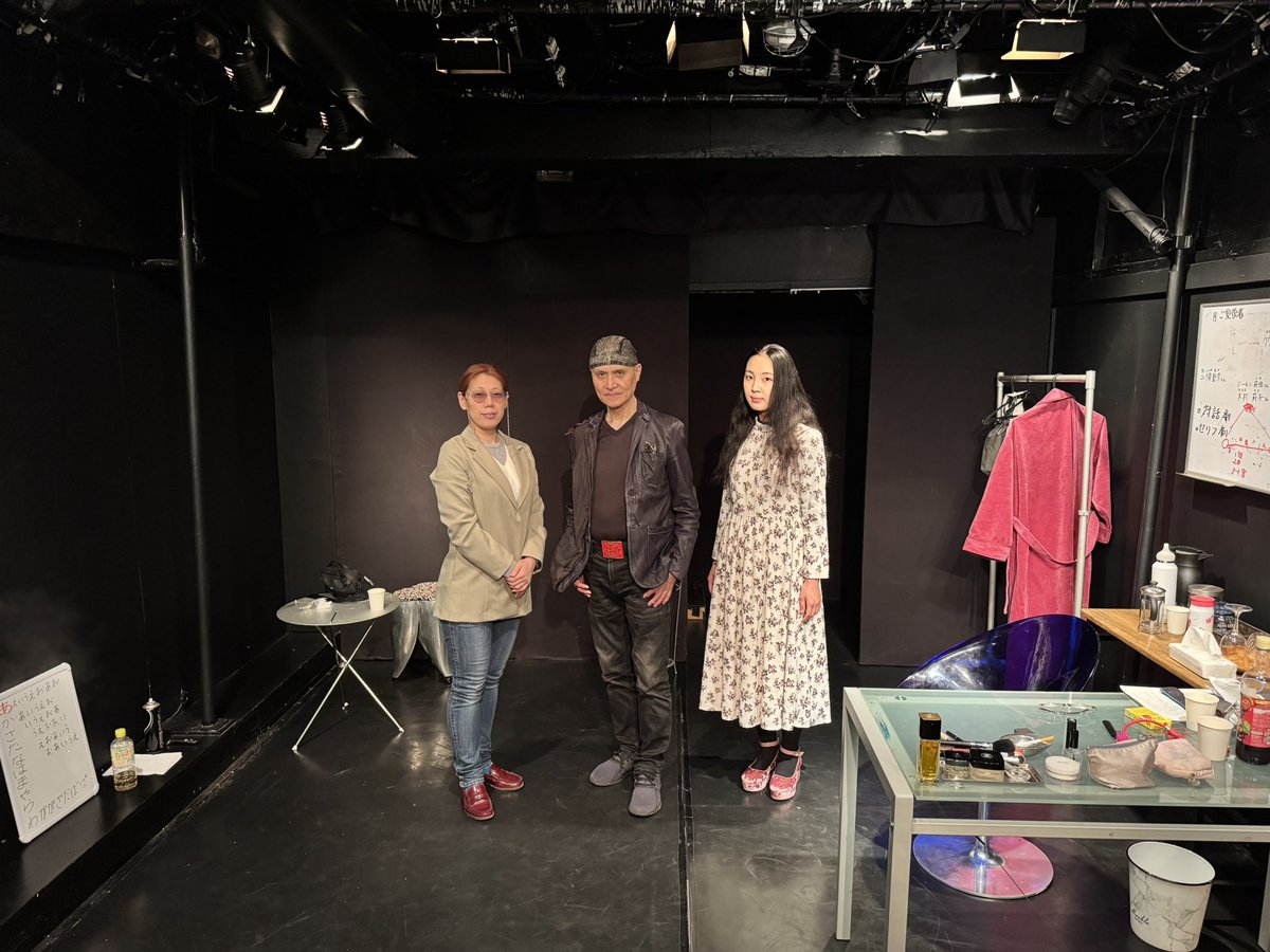 ginsbar's tweet image. MAUVE通し稽古中
今回ゲストAチーム石田愛、五浄壇、Bチーム恋宵、フラッシュ智恵子
6月14日、15日、21日、22日 14時、18時クォータースタジオです
詳しくはsendard.jp