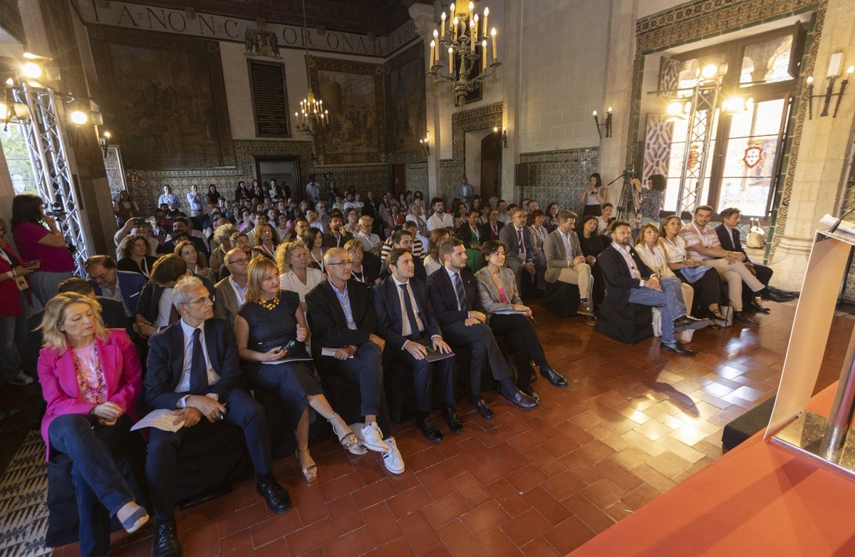 Cooperación Española (@cooperacionesp) on Twitter photo La secretaria de Estado de Cooperación Internacional, <a href="/Eva_Granados/">Eva Granados Galiano 🌹</a>, ha inaugurado hoy en Gandía el 3er Encuentro Estatal de Gobiernos Locales y Cooperación Internacional al Desarrollo, organizado por <a href="/fonsvalencia/">Fons Valencià per la Solidaritat</a> y <a href="/CONFOCOS/">Confederación Fondos de Cooperación y Solidaridad</a>, con la participación de más de 125 gobiernos locales La secretaria de Estado de Cooperación Internacional, <a href="/Eva_Granados/">Eva Granados Galiano 🌹</a>, ha inaugurado hoy en Gandía el 3er Encuentro Estatal de Gobiernos Locales y Cooperación Internacional al Desarrollo, organizado por <a href="/fonsvalencia/">Fons Valencià per la Solidaritat</a> y <a href="/CONFOCOS/">Confederación Fondos de Cooperación y Solidaridad</a>, con la participación de más de 125 gobiernos locales