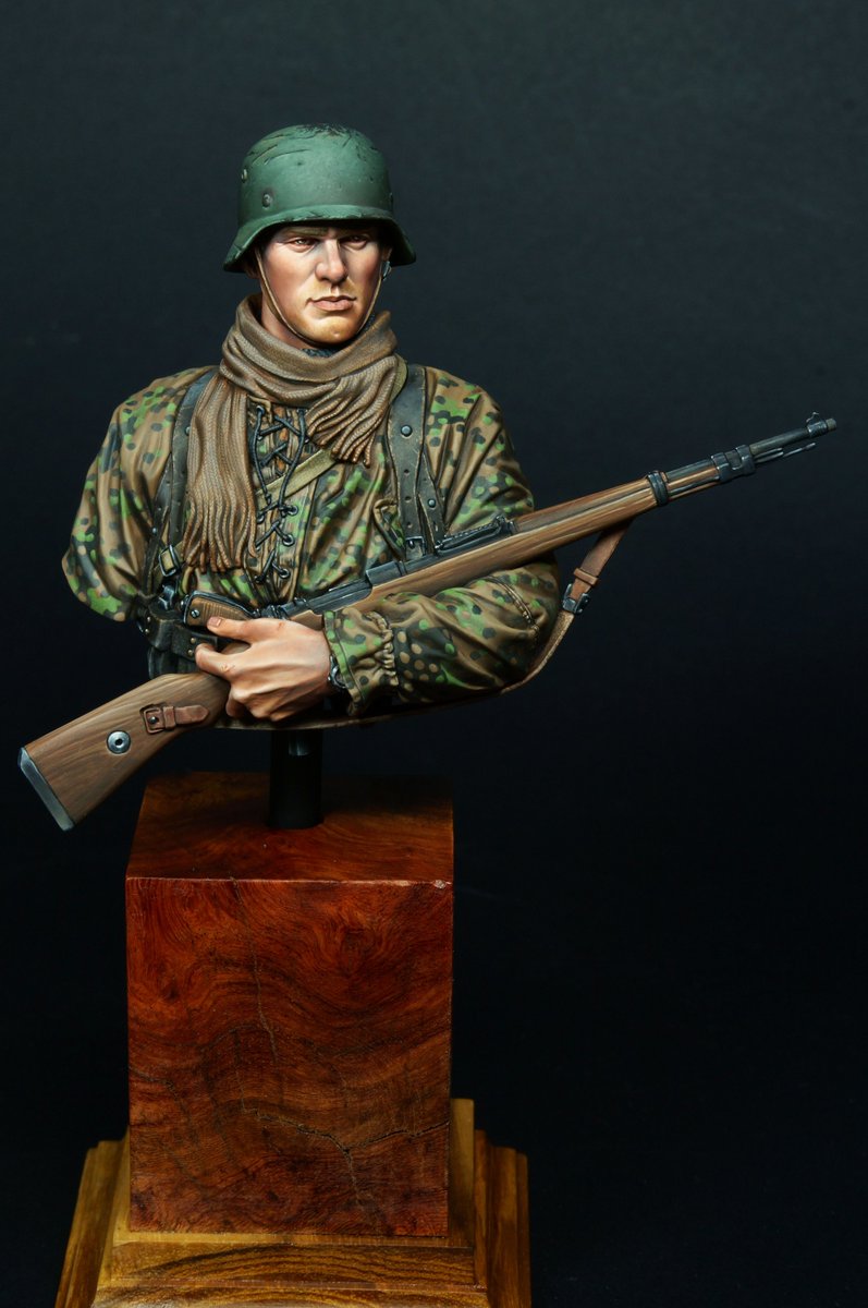 mark761214's tweet image. Young German Infantryman WWII (YOUNG miniatures 1/10)
YOUNG miniatures Box Art.