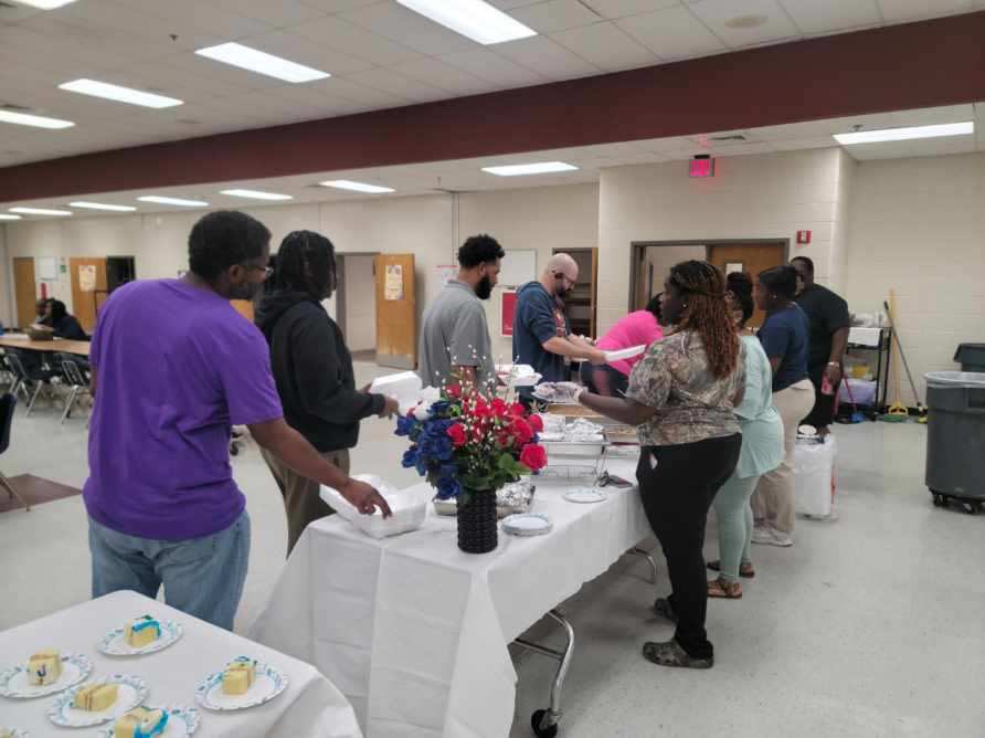 Marlon Gilbert, Ed.D (@iam_marlong) on Twitter photo This afternoon we celebrated the end of the year, bid farewell to our colleagues that are moving on, and defined reality from our year! How do we grow from here? Enjoy your summer <a href="/VMMS_Generals/">Veterans Memorial MS</a> #SpiritPrideExcellence This afternoon we celebrated the end of the year, bid farewell to our colleagues that are moving on, and defined reality from our year! How do we grow from here? Enjoy your summer <a href="/VMMS_Generals/">Veterans Memorial MS</a> #SpiritPrideExcellence
