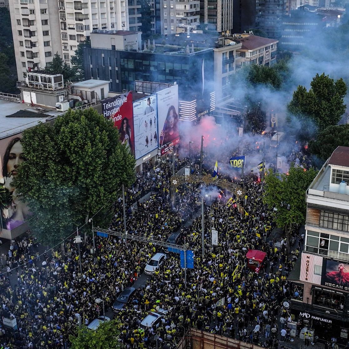 kimse basketbol izlemiyor dimi kimsenin umrunda değil dimi