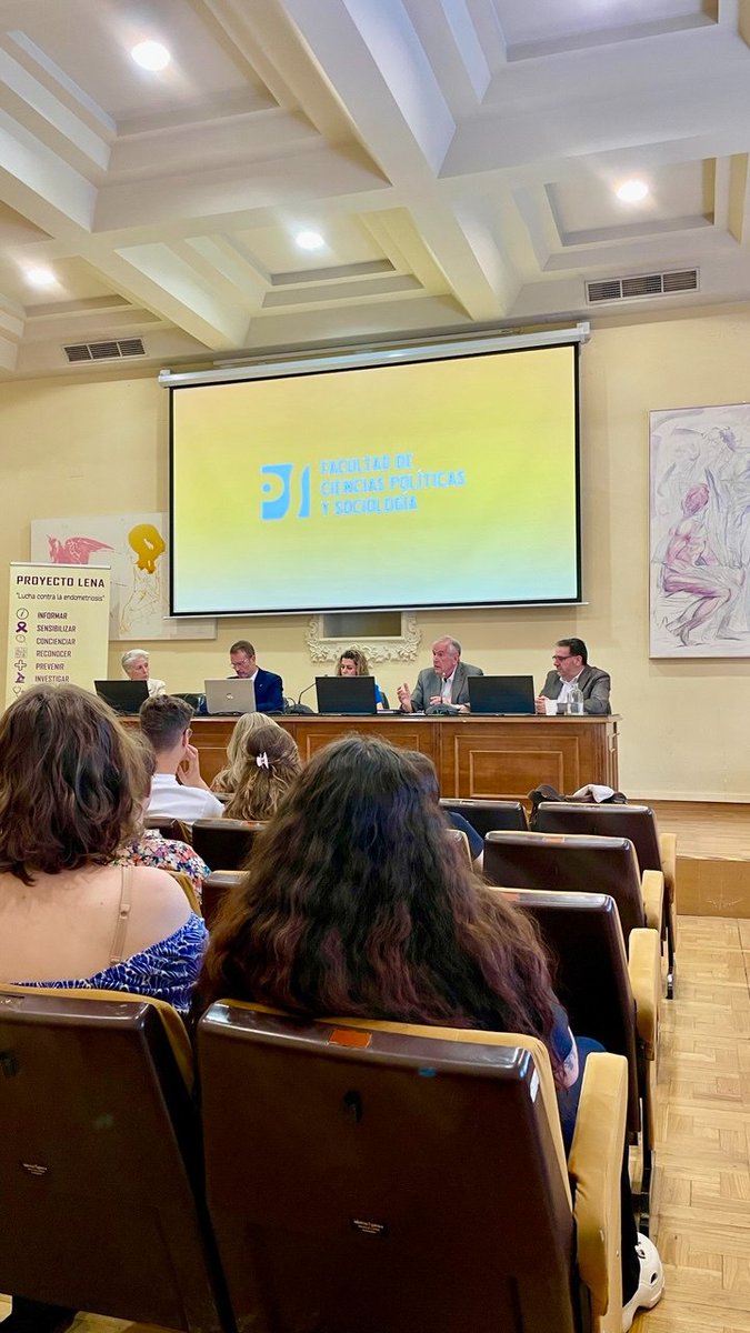 EndometriosisES's tweet photo. 💛 Jornada en Granada sobre endometriosis: expertas y sociólogos alertan sobre su invisibilidad médica y social. @fabt_biotech y @CanalUGR impulsan Proyecto LENA para visibilizar esta enfermedad que afecta a millones de mujeres. 

#Endometriosis #SalúdPública
#ProyectoLena https://t.co/LqUzf3jFCy