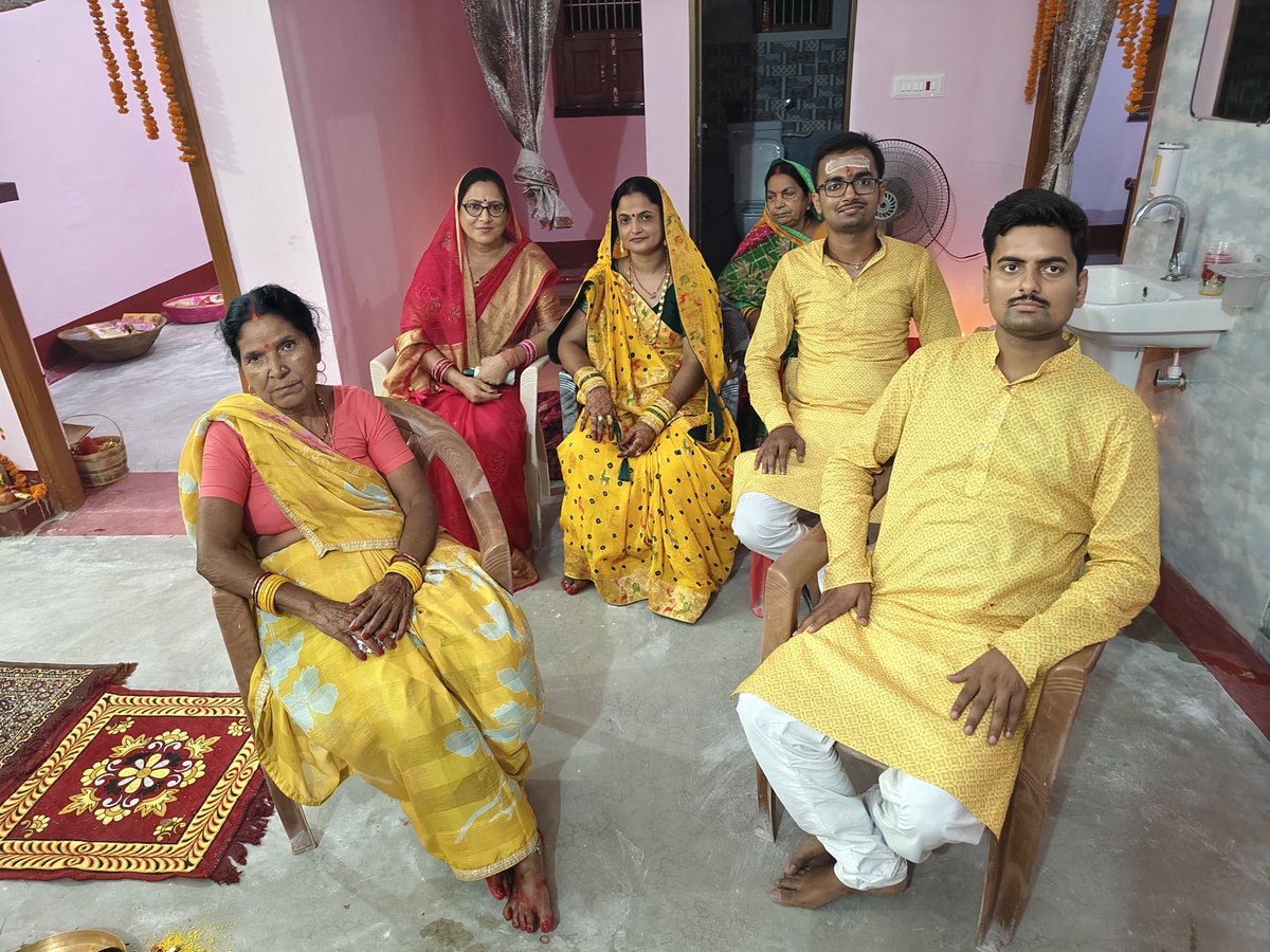 gitakumarirjd's tweet photo. साहेबगंज विधानसभा अंतर्गत जाफरपुर पंचायत के भटौलिया गांव में श्री सुभाष सिंह जी के गृह प्रवेश पूजा में शामिल हुई।
#gitasinghrjd #gitakumarirjd #sahebganjvidhansabha #RJD #TejashwiYadav #nextcmofbihar
@RJDforIndia @manojkjhadu @laluprasadrjd @sanjuydv @yadavtejashwi https://t.co/c5W2kICPRA