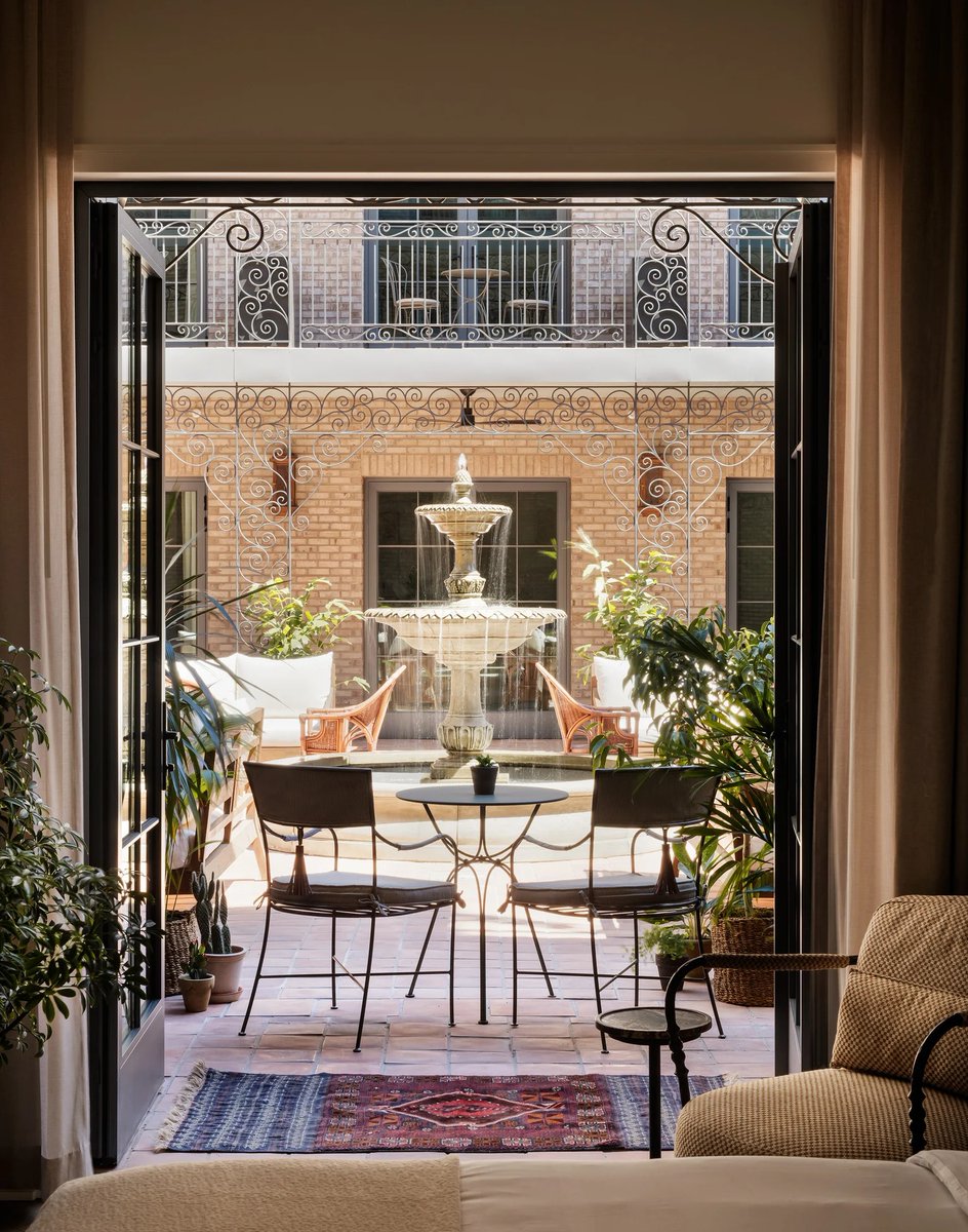 bobbyfijan's tweet photo. Gorgeous boutique hotel project in Charleston. https://t.co/slCgydbgAv