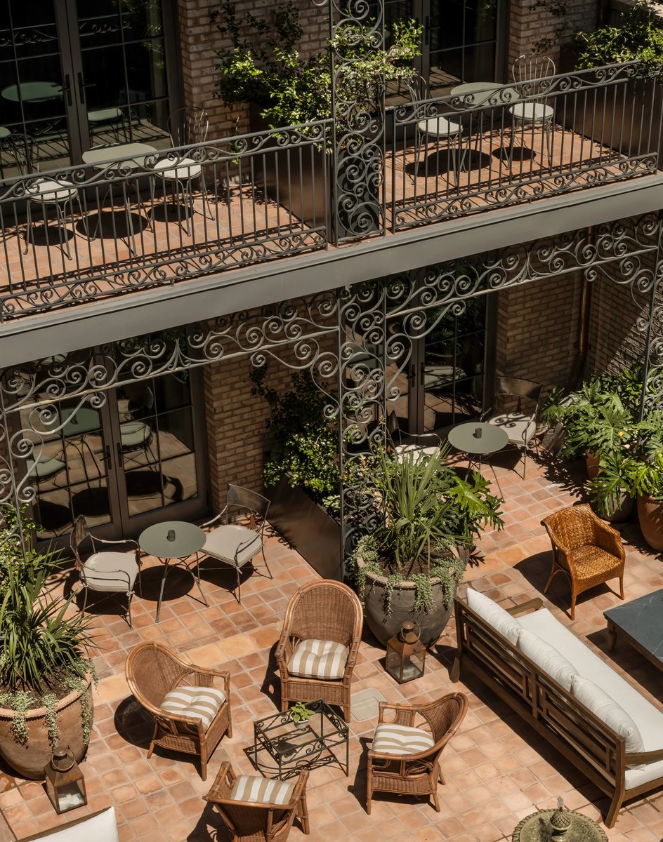 bobbyfijan's tweet photo. Gorgeous boutique hotel project in Charleston. https://t.co/slCgydbgAv