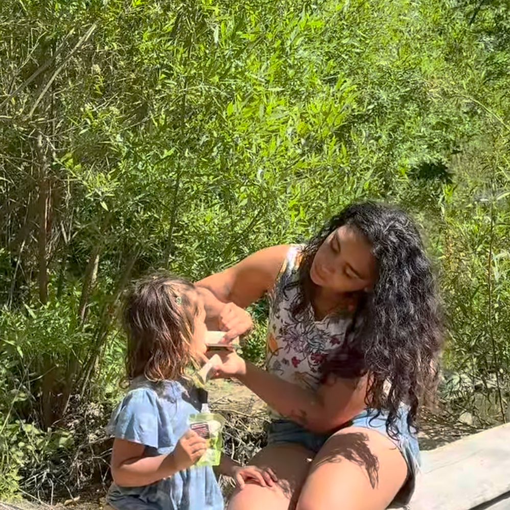 futurejiara's tweet image. family hike day 🌳❤️☀️