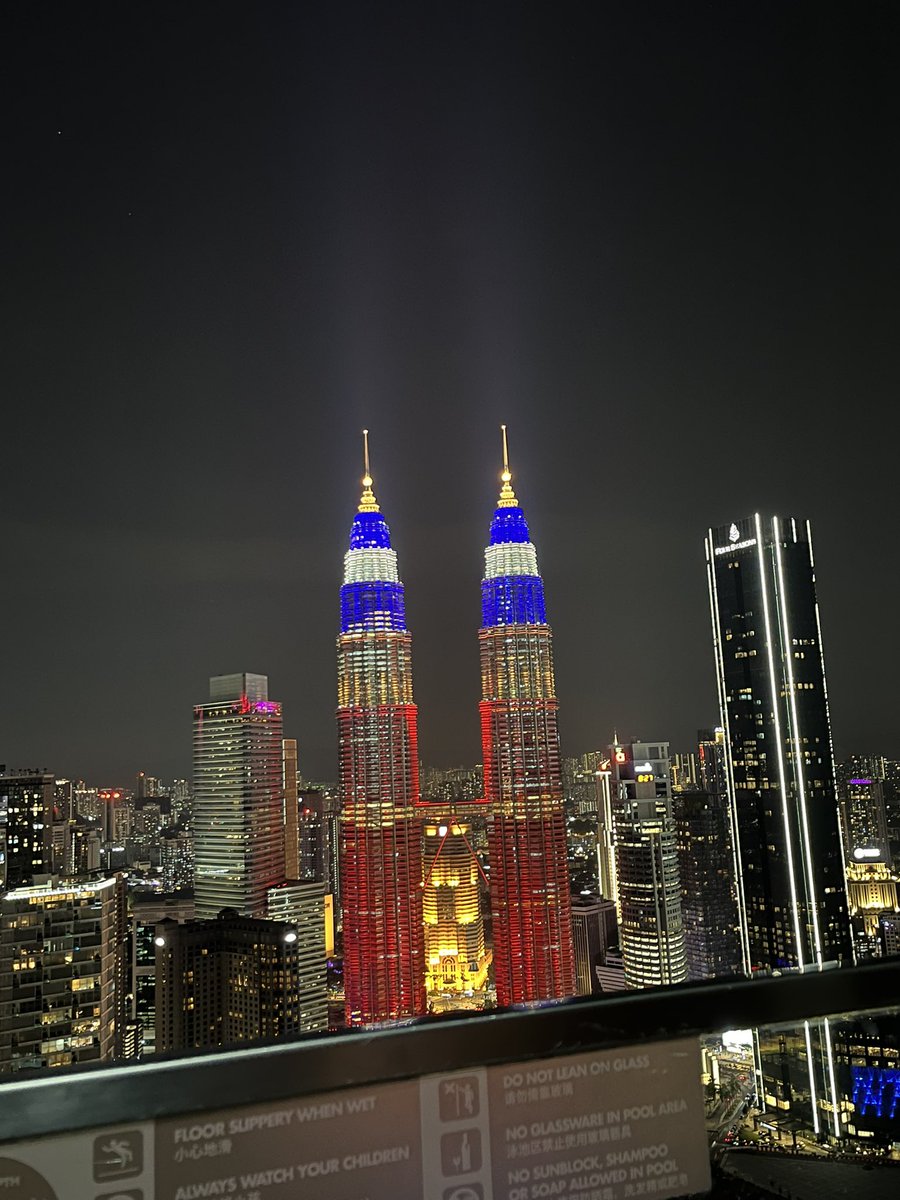 lwci87's tweet image. 🇲🇾🇸🇦🤍

#ITEX25