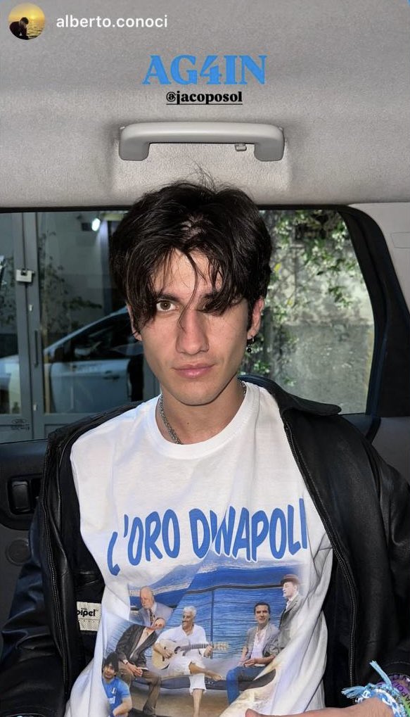 PlayTheSilence_'s tweet image. L’aspetto ogni sera…grazie Signor Island! Amo anche te. #Jsol #Amici24