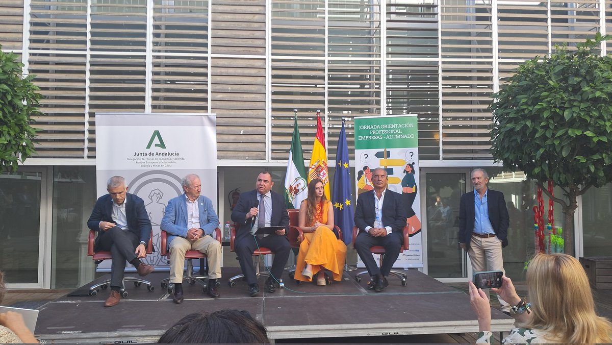 Amaya Cano tweet media