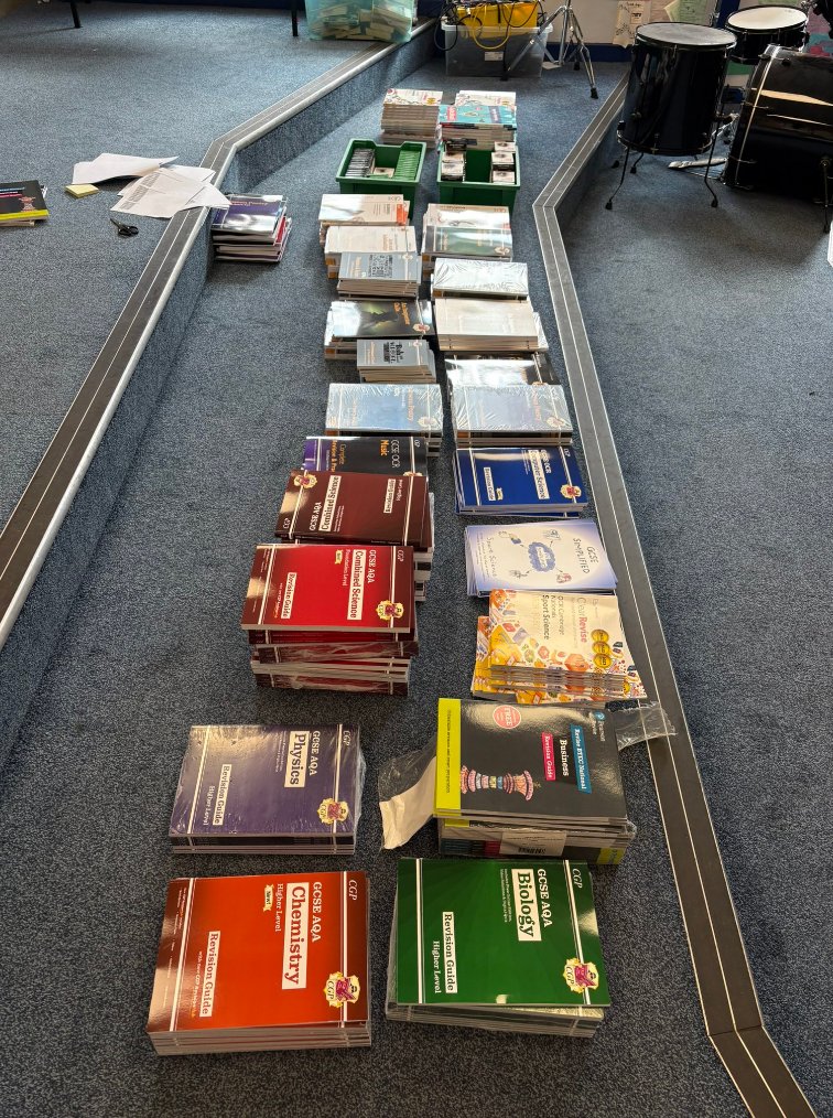 Preston School (@preston_school) on Twitter photo Over 300 revision guides arrived, unpacked, sorted, checked and distributed in just under 3 hours. #prefectteambuilding #revisionguides #ProudOfPreston <a href="/NewsFromEHughes/">Liz Hughes FCCT</a> Over 300 revision guides arrived, unpacked, sorted, checked and distributed in just under 3 hours. #prefectteambuilding #revisionguides #ProudOfPreston <a href="/NewsFromEHughes/">Liz Hughes FCCT</a>