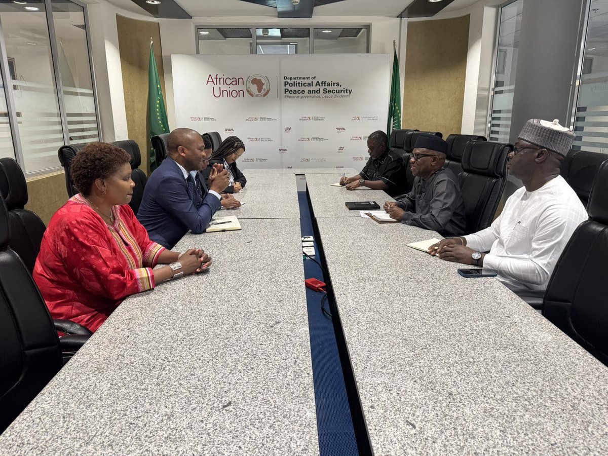 Pleased to receive a delegation led by Amb. T. Seokolo, Deputy
Director-Gen Africa at DIRCO #SouthAfrica. We discussed the situations in South Sudan and the Eastern DRC &amp; agreed to continue supporting these sister countries towards entrenching good governance, peace and stability