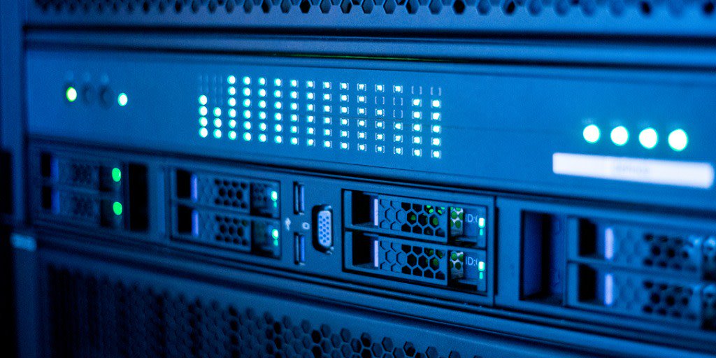 TalemaGroup's tweet image. Phase-shifted full-bridge converters are similar to conventional full-bridge DC-DC converters, but with a phase shifting control that reduces switching loss and increases efficiency. Read more here — talema.com/smps-phase-shi…

#PowerMagnetics #PowerElectronics