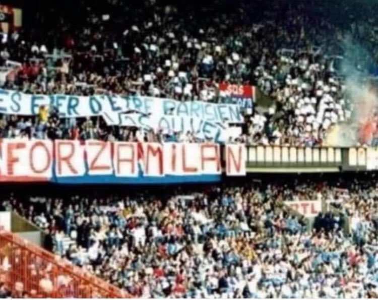 OM_LeReseau's tweet image. 😂 Tous les média bien pensants nous demandent d'être derrière le PSG ...
Vous êtes sérieux ? 😂
😉 Petit Rappel de 93 ⬇️

#OM #TeamOM