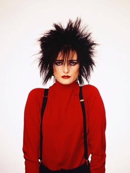 TheRealMickRock's tweet image. Happy Birthday to the fabulous Siouxsie Sioux!
📸 #SiouxsieSioux #shotbyrock in his NYC studio, 1980