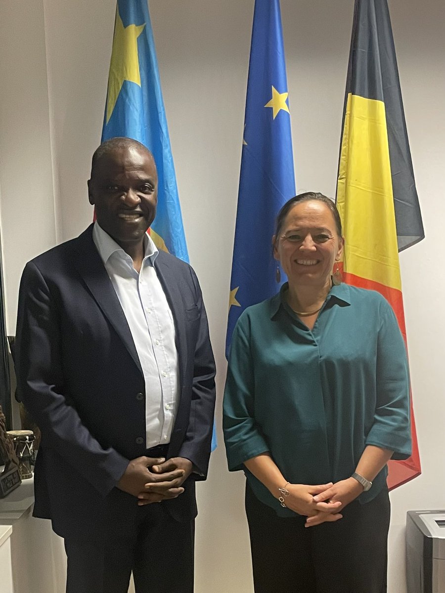 Roxane de Bilderling (@debilderlingr) on Twitter photo Rencontre avec John Agbor, nouveau Représentant d’<a href="/UNICEFDRC/">UNICEF en RDC</a> 🤝
➡️ Échanges sur les synergies à renforcer en 🇨🇩 face aux défis communs.
Alors que le multilatéralisme est mis à l’épreuve, 🇧🇪 réaffirme son engagement pour la coopération internationale & les droits de l’ #enfant. Rencontre avec John Agbor, nouveau Représentant d’<a href="/UNICEFDRC/">UNICEF en RDC</a> 🤝
➡️ Échanges sur les synergies à renforcer en 🇨🇩 face aux défis communs.
Alors que le multilatéralisme est mis à l’épreuve, 🇧🇪 réaffirme son engagement pour la coopération internationale & les droits de l’ #enfant.