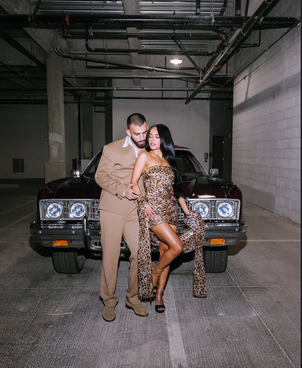 INFO| Segundo rumores criados pela a adm, Sebastian Lletget foi visto aos prantos em Dallas, após Becky G postar fotos tentadoras ao lado de Manuel Turizo. 🔥