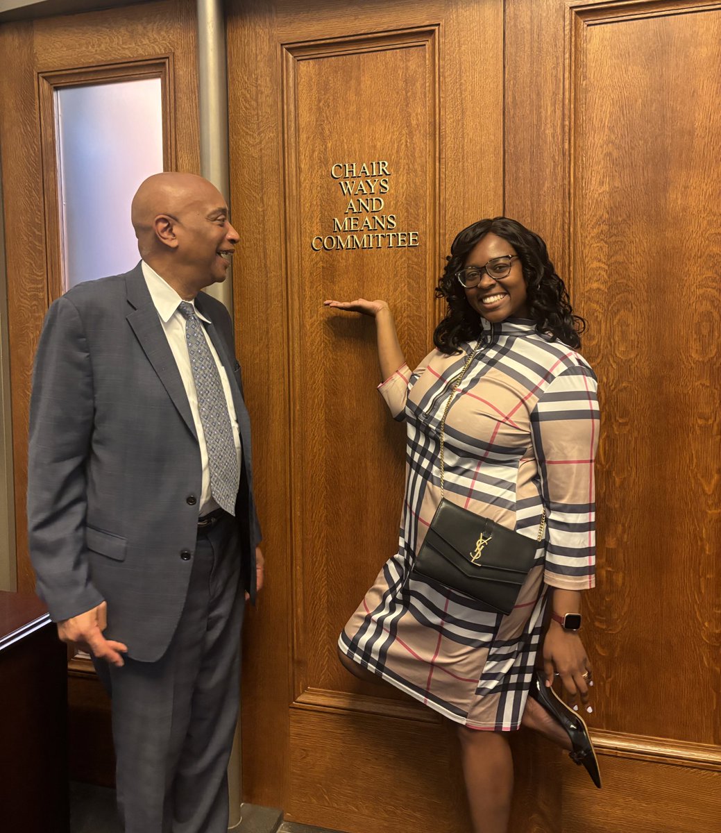 Thank you Chair Pretlow for joining me in celebrating my bill A2698 regarding Hormone Replacement Therapy Awareness Campaign making it out of WAM. Off to the Floor we go to collect these final votes!!