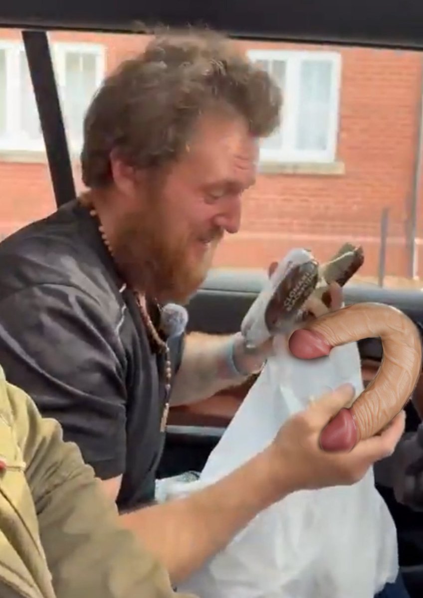 Surprised he was allowed to keep that... #TommyRobinson