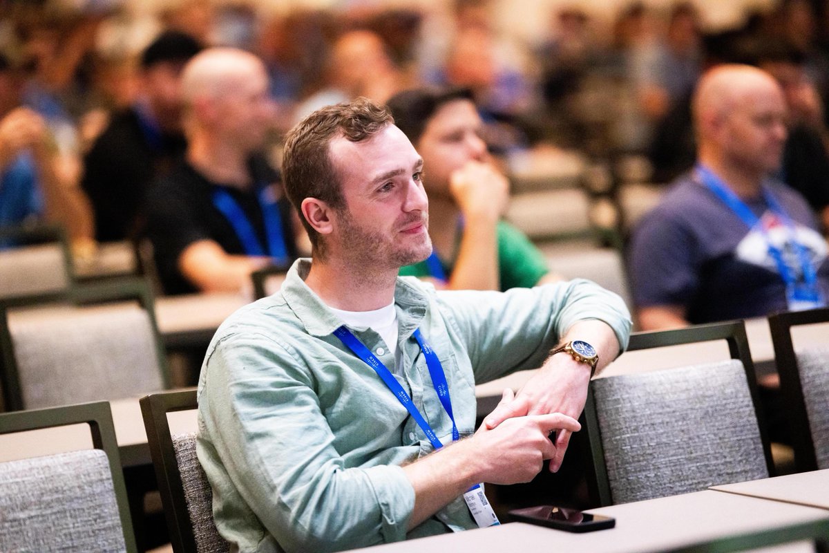 CiscoLive's tweet image. First time at #CiscoLive? We’ve got your back!
Start with the Cisco Live Orientation on June 8, meet some NetVets, and grab the Cisco Events App when it comes out. Trust us, it’s a lifesaver 🛟
Learn how you can make your first conference unforgettable! cs.co/6013NF9zZ