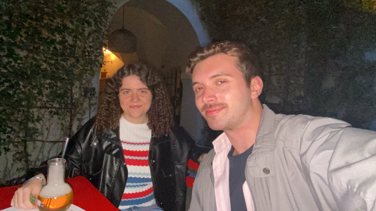 bütün gün sizin İÇİN bu prag ekibi her konuşmaya girdi!!!!