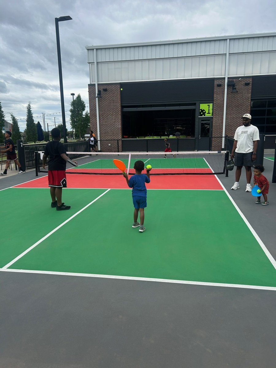Mueller staff and their families celebrated the end of the school year together at Chicken N Pickle this weekend. It has been a fantastic year and we wish everyone an amazing summer!