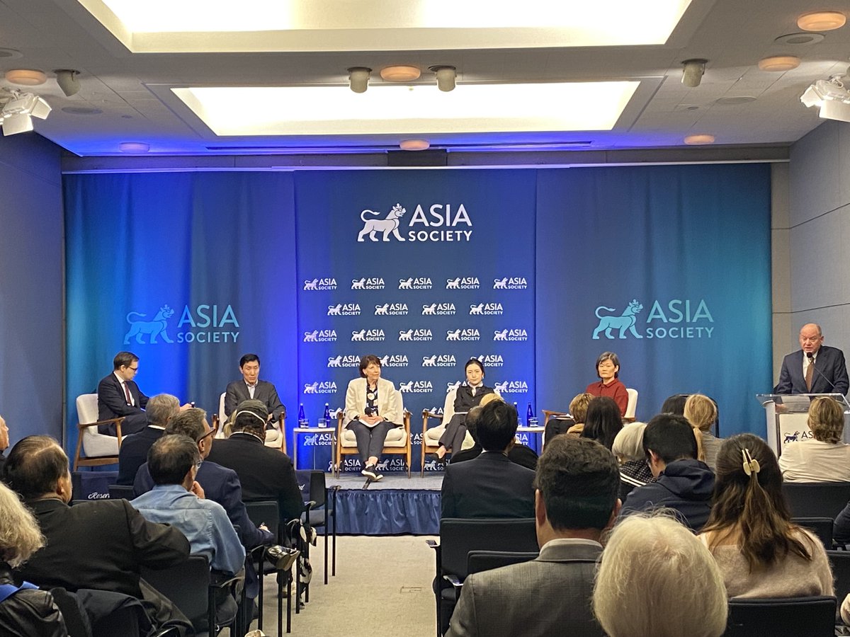 Asia Society Policy Institute (ASPI) (@asiapolicy) on Twitter photo Last Friday, ASPI's #CCA hosted a panel discussion exploring the long-term costs of declining U.S.-China scientific cooperation for the United States, China, and the global scientific commons. The expert panel featured <a href="/YashengHuang/">Yasheng Huang 黄亚生</a>, Brendan Kelly, <a href="/wstv_lizzi/">李其 Lizzi</a> & <a href="/SusanShirk1/">Susan Shirk</a>, Last Friday, ASPI's #CCA hosted a panel discussion exploring the long-term costs of declining U.S.-China scientific cooperation for the United States, China, and the global scientific commons. The expert panel featured <a href="/YashengHuang/">Yasheng Huang 黄亚生</a>, Brendan Kelly, <a href="/wstv_lizzi/">李其 Lizzi</a> & <a href="/SusanShirk1/">Susan Shirk</a>,