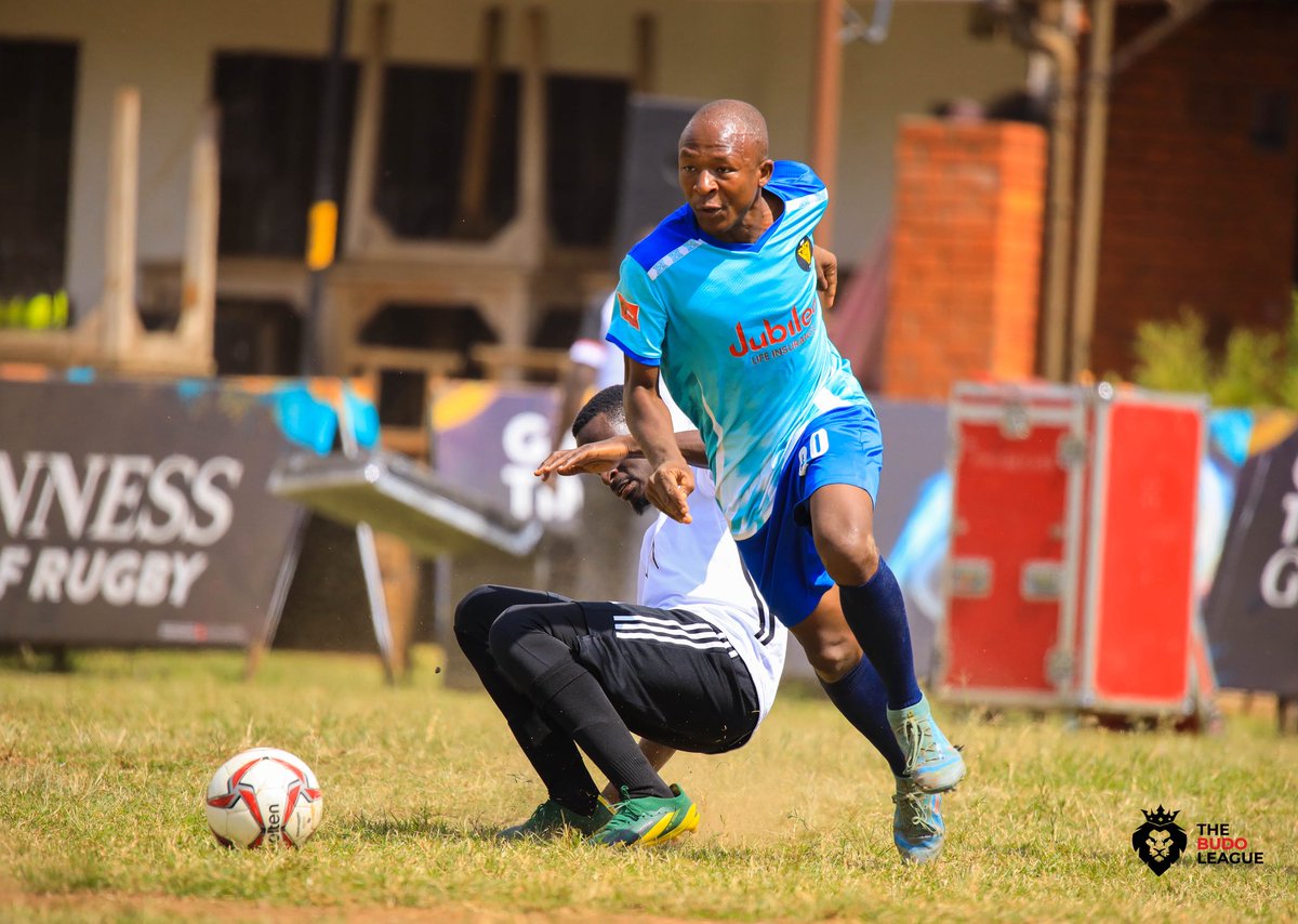 BIFA 16 (@bifa_2016) on Twitter photo Sit down, Be humble 😂
#thefinalbend
#mangopower
#livefree
#bifastrong
Proudly sponsored by <a href="/JubileeInsUG/">Jubilee Insurance Uganda</a> Sit down, Be humble 😂
#thefinalbend
#mangopower
#livefree
#bifastrong
Proudly sponsored by <a href="/JubileeInsUG/">Jubilee Insurance Uganda</a>