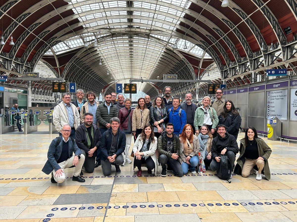 El Clúster Audiovisual i <a href="/accio_cat/">ACCIÓ</a>, amb el suport de l'<a href="/icec_cat/">Empreses culturals</a>, hem iniciat una missió institucional i empresarial al Regne Unit, amb l’objectiu de reforçar el posicionament internacional del sector audiovisual català.✈️🇬🇧

Llegiu-ne més aquí: clusteraudiovisual.cat/la-industria-a…